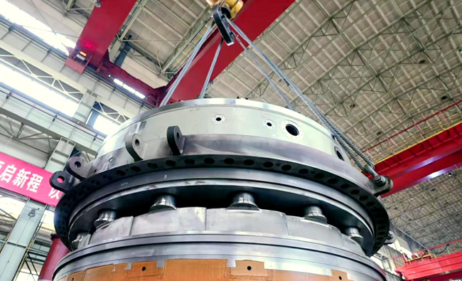 水輪機裝配現場。受訪者供圖